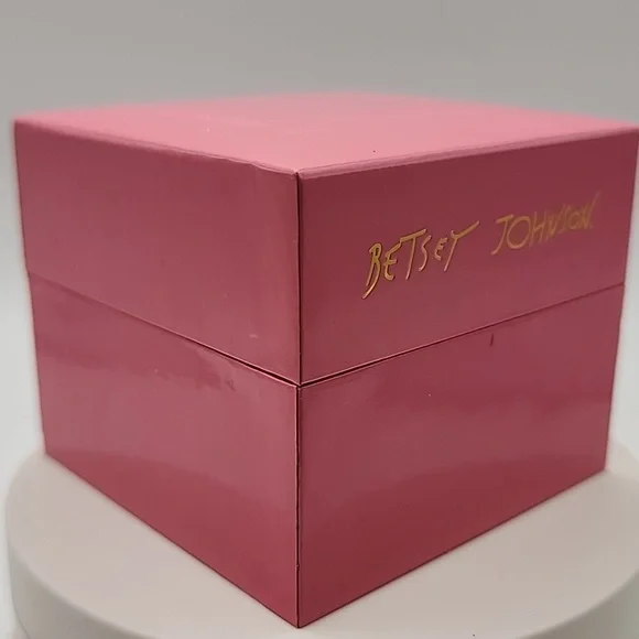 Betsey Johnson Black and Gold 3 Heart‎ Double Finger Ring - Picture 11 of 12